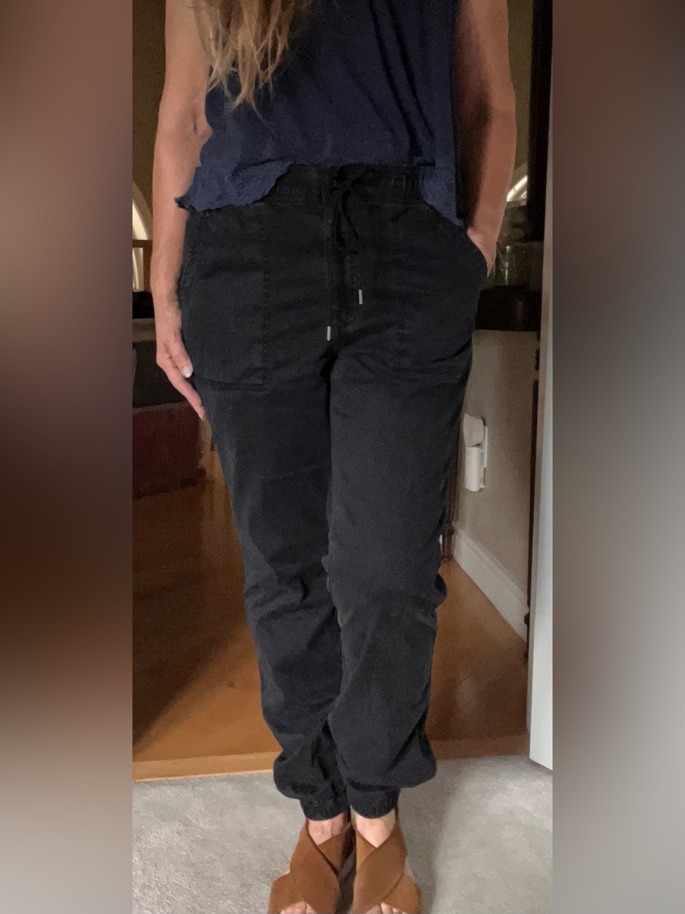 American Eagle 🦅 Relaxes Stretch Jogger Style Pants. 💖